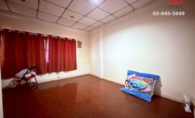 For sale 2 bed townhouse in Bang Khen, Bangkok