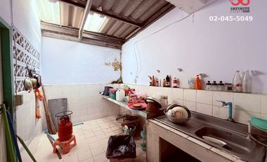 For sale 2 bed townhouse in Bang Khen, Bangkok