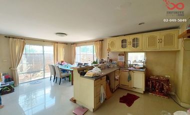 For rent and for sale 3 bed house in Prawet, Bangkok