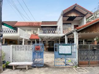 For sale 2 bed townhouse in Mueang Nonthaburi, Nonthaburi