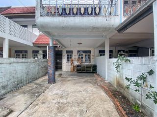 For sale 2 bed townhouse in Mueang Nonthaburi, Nonthaburi