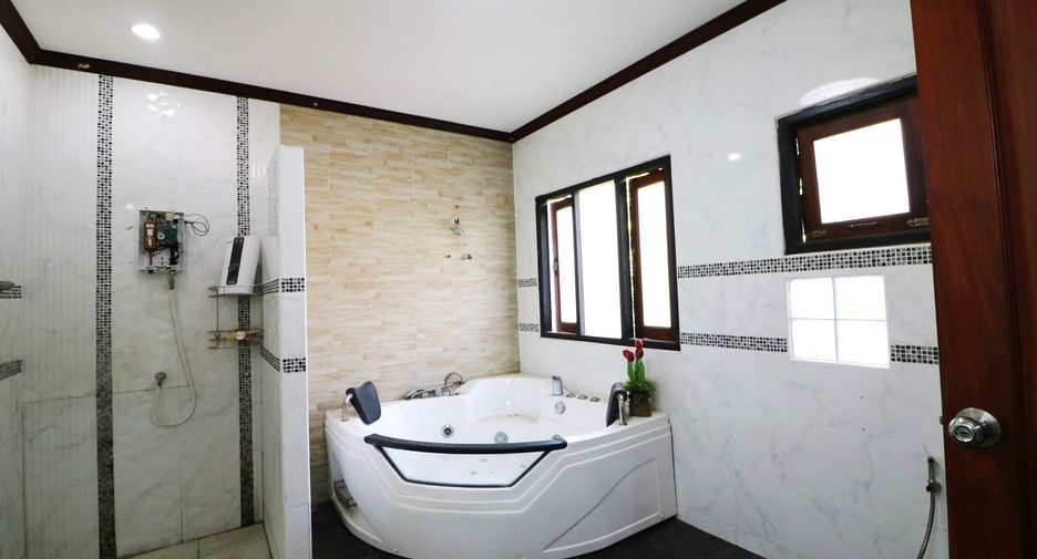 Haus zum Kauf mit 4 Zimmer in Mueang Nong Khai, Nong Khai
