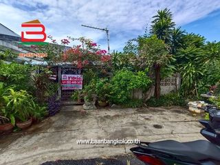 For sale 2 bedrooms townhouse in Lak Si, Bangkok
