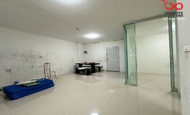 For sale 2 bed condo in Prawet, Bangkok