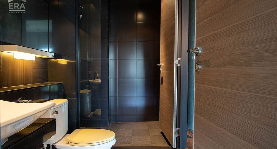 For sale 1 bed condo in Mueang Rayong, Rayong
