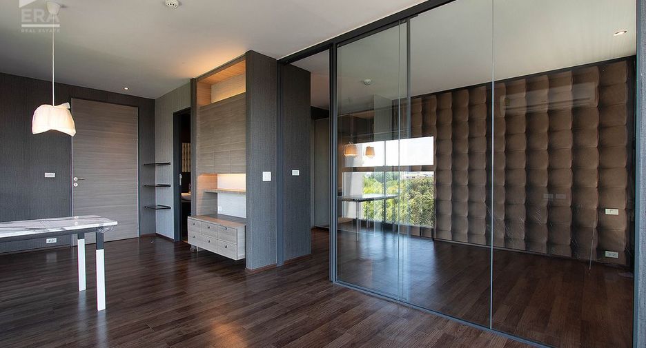 For sale 1 bed condo in Mueang Rayong, Rayong
