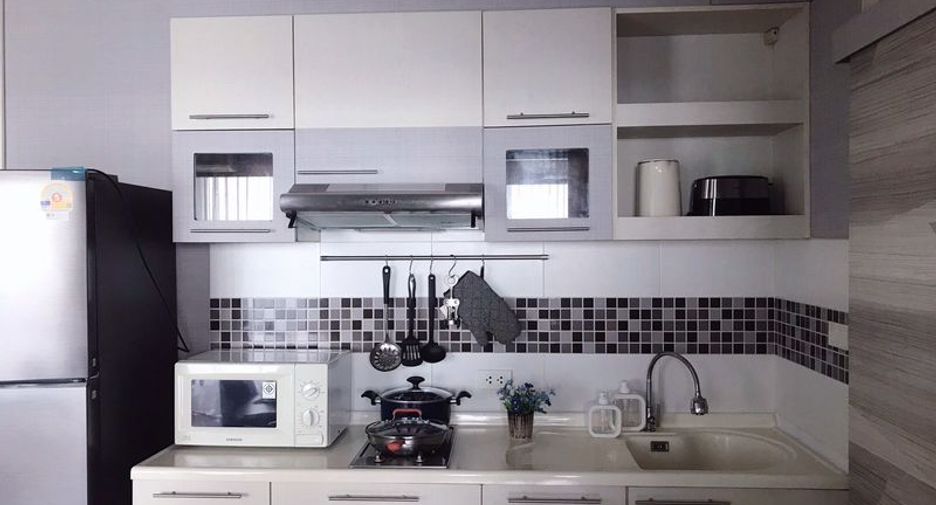 For rent 2 bedrooms condo in Si Racha, Chonburi