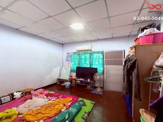 For sale 2 bed townhouse in Bang Khen, Bangkok