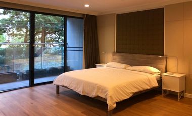 For rent 2 bedrooms condo in Pathum Wan, Bangkok
