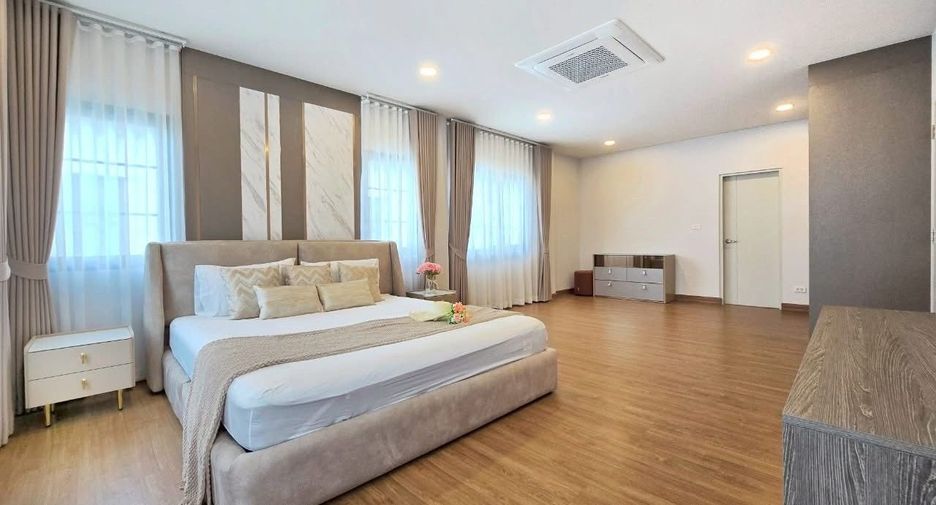 For rent 4 bed house in Bang Phli, Samut Prakan
