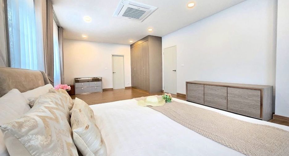 For rent 4 bed house in Bang Phli, Samut Prakan