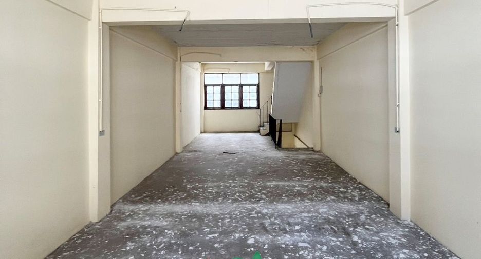 For sale retail Space in Taling Chan, Bangkok