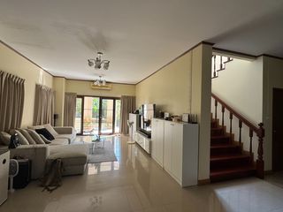 For sale 5 ベッドルーム house in Yan Nawa, Bangkok