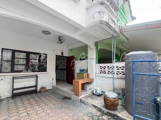 For sale 3 bed townhouse in Pak Kret, Nonthaburi