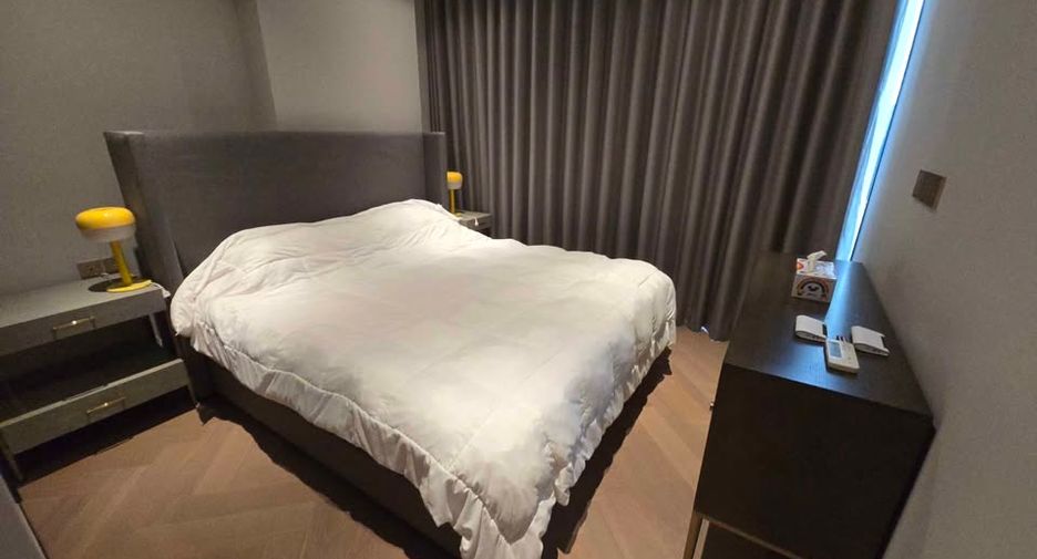 For rent 2 bedrooms condo in Watthana, Bangkok