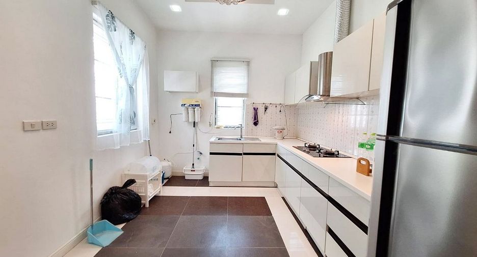 For sale 3 bed house in Mueang Udon Thani, Udon Thani