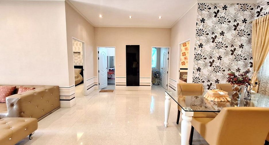 For sale 3 bed house in Mueang Udon Thani, Udon Thani