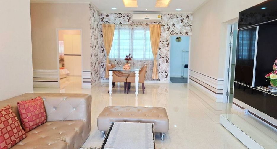 For sale 3 bed house in Mueang Udon Thani, Udon Thani