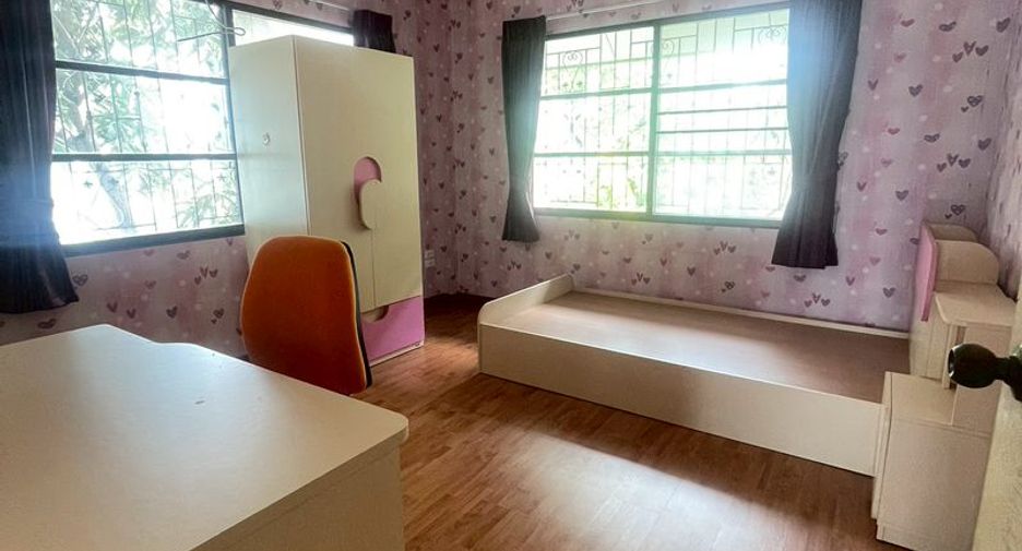 For sale 1 bed house in Si Racha, Chonburi