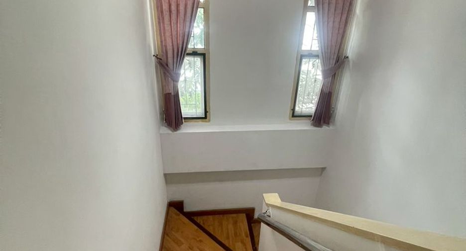 For sale 1 bed house in Si Racha, Chonburi