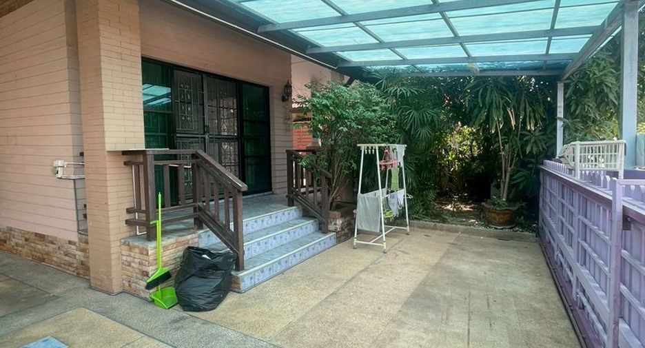 For sale 1 bed house in Si Racha, Chonburi