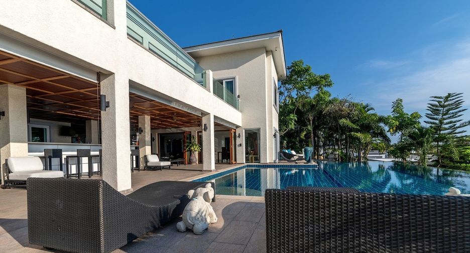 Haus zum Kauf mit 7 Zimmer in Bang Lamung, Chonburi