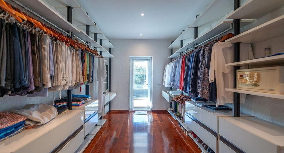 Haus zum Kauf mit 7 Zimmer in Bang Lamung, Chonburi