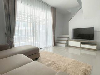 For rent 3 bed townhouse in Bang Phli, Samut Prakan