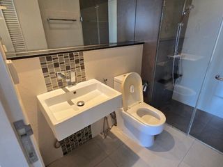 For rent 1 bed condo in Khlong San, Bangkok