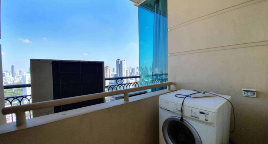 Wohnung zur Miete mit 2 Zimmer in Watthana, Bangkok
