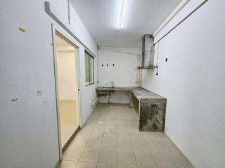 For sale 3 Beds townhouse in Mueang Pathum Thani, Pathum Thani