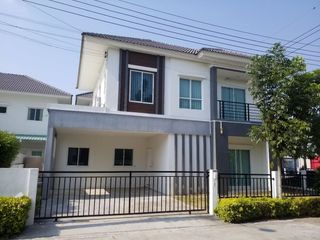 For sale 4 bedrooms house in Bang Sao Thong, Samut Prakan