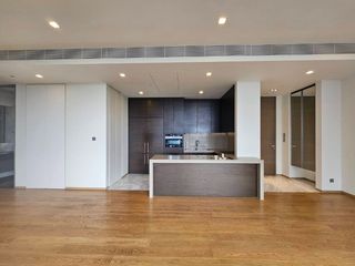 For rent 2 bedrooms condo in Sathon, Bangkok