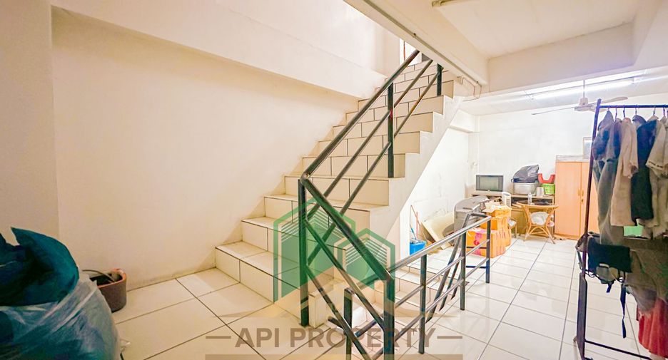 For sale 6 bedrooms retail Space in Bang Lamung, Chonburi