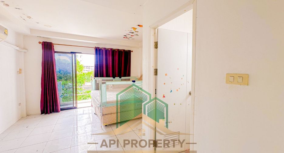 For sale 6 bedrooms retail Space in Bang Lamung, Chonburi