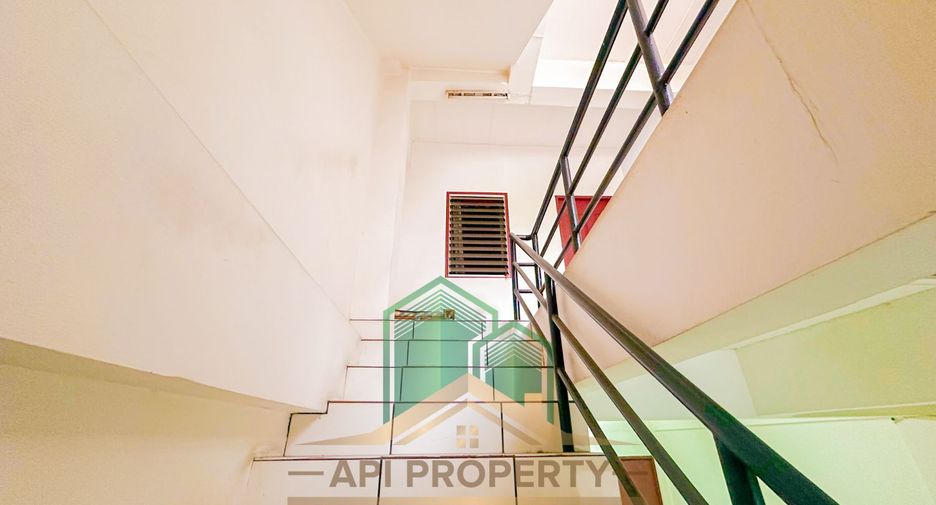 For sale 6 bedrooms retail Space in Bang Lamung, Chonburi