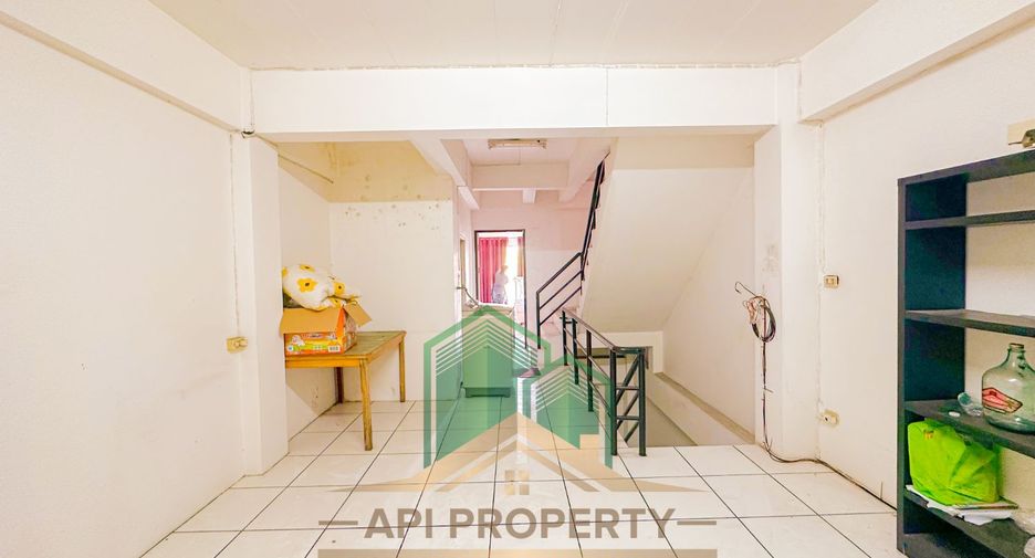 For sale 6 bedrooms retail Space in Bang Lamung, Chonburi
