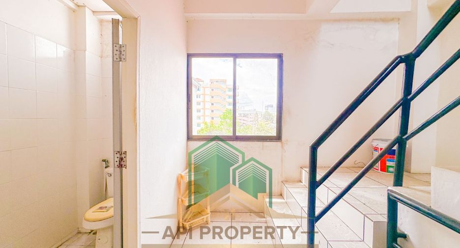For sale 6 bedrooms retail Space in Bang Lamung, Chonburi