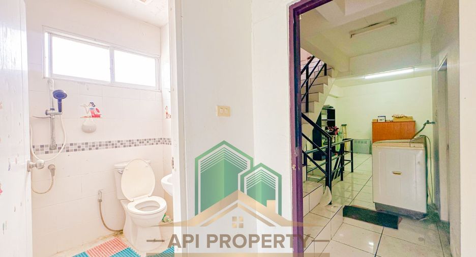 For sale 6 bedrooms retail Space in Bang Lamung, Chonburi