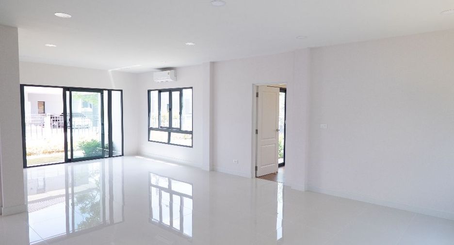 Haus zum Kauf mit 4 Zimmer in Nong Khaem, Bangkok