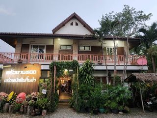 For sale 4 Beds retail Space in Saraphi, Chiang Mai