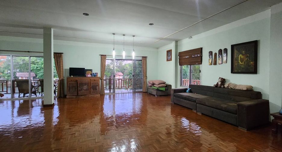 出售 4 卧室 商业空间 在 Saraphi, Chiang Mai