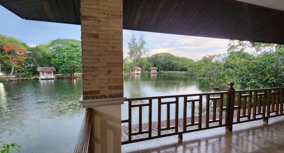 出售 4 卧室 商业空间 在 Saraphi, Chiang Mai