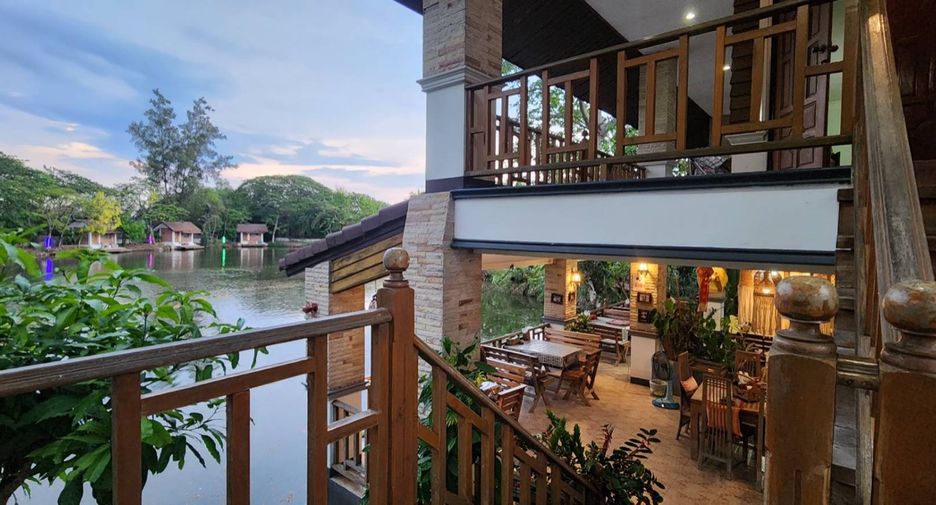 出售 4 卧室 商业空间 在 Saraphi, Chiang Mai
