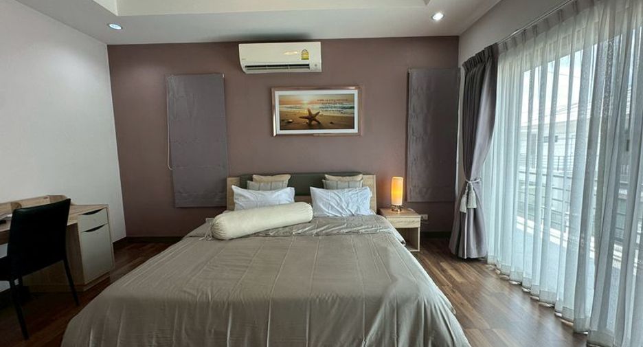 For rent 3 bedrooms house in Si Racha, Chonburi