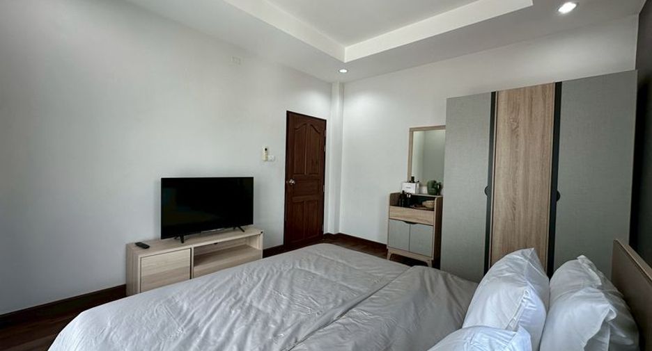 For rent 3 bedrooms house in Si Racha, Chonburi