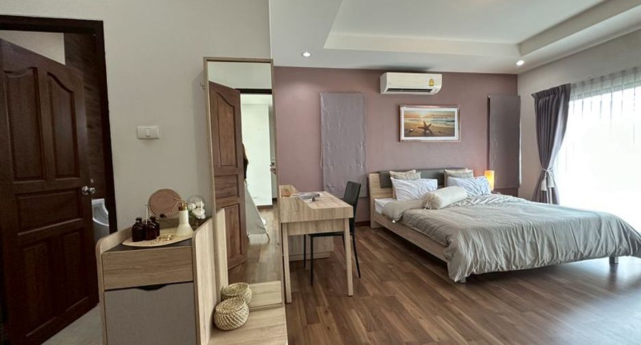 For rent 3 bedrooms house in Si Racha, Chonburi