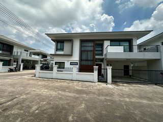 For Rent 3 Bedroom House In Si Racha, Chonburi