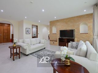 For rent そして for sale 4 Beds condo in Khlong Toei, Bangkok