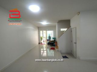 For rent and for sale 3 bedrooms townhouse in Nong Khaem, Bangkok